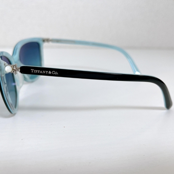 Tiffany sunglasses - Picture 3 of 6